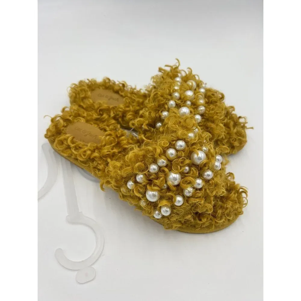 Cat Jack Toddler Girls‎ Fuzzy Slippers Pearls Mustard Yellow Size 4 NWT